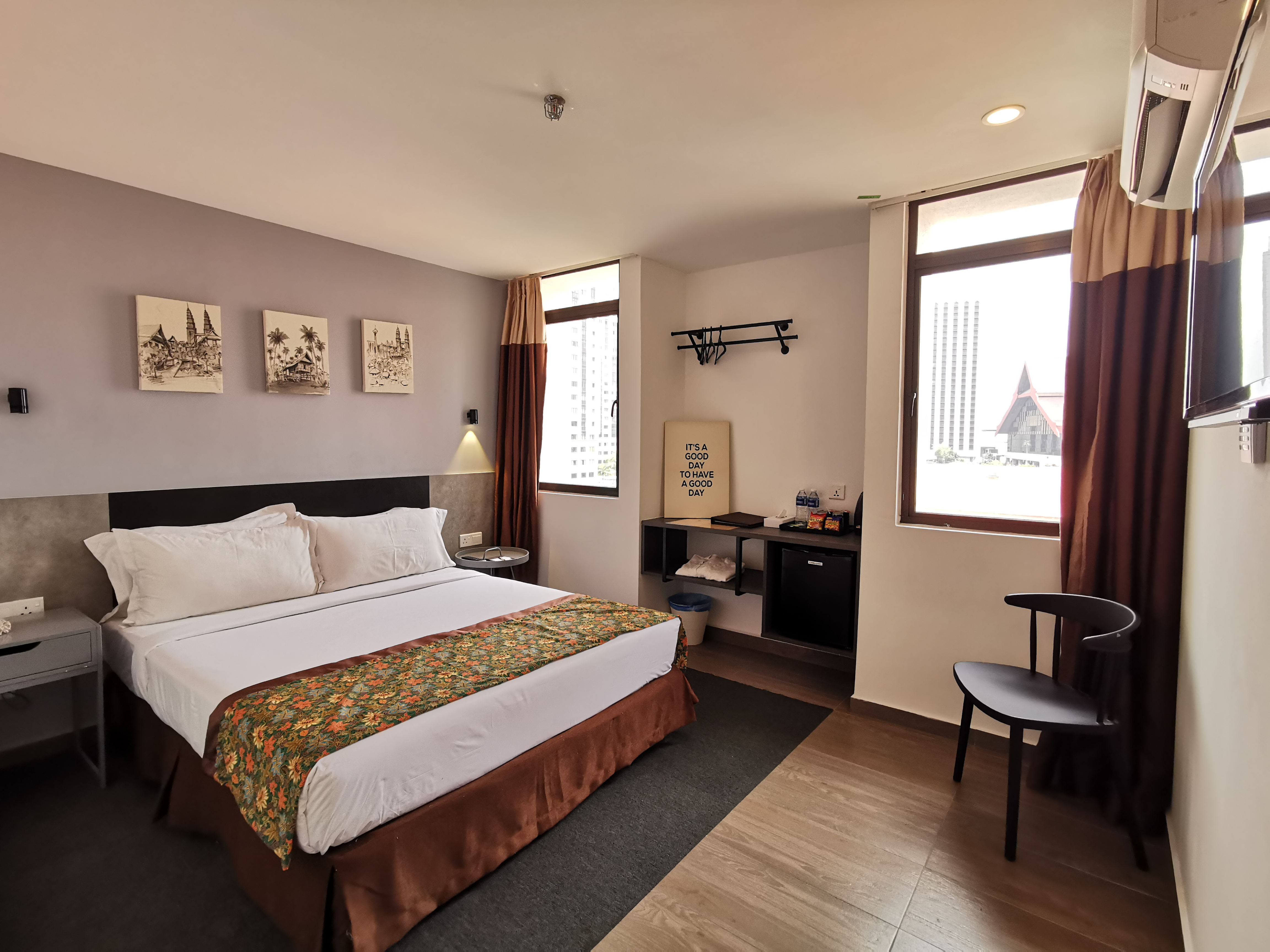 LEO PALACE HOTEL