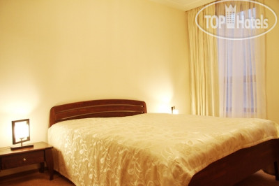 SEREBRYANNYIJ SHAR HOTEL