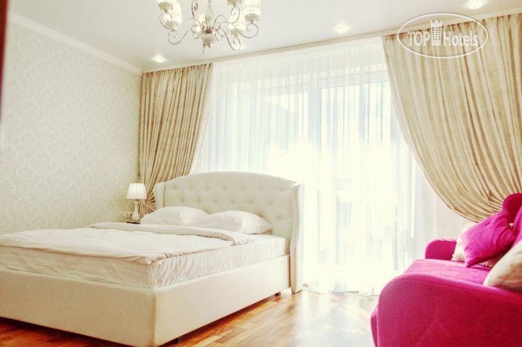 STATUS APARTMENT APARTMENT-HOTEL