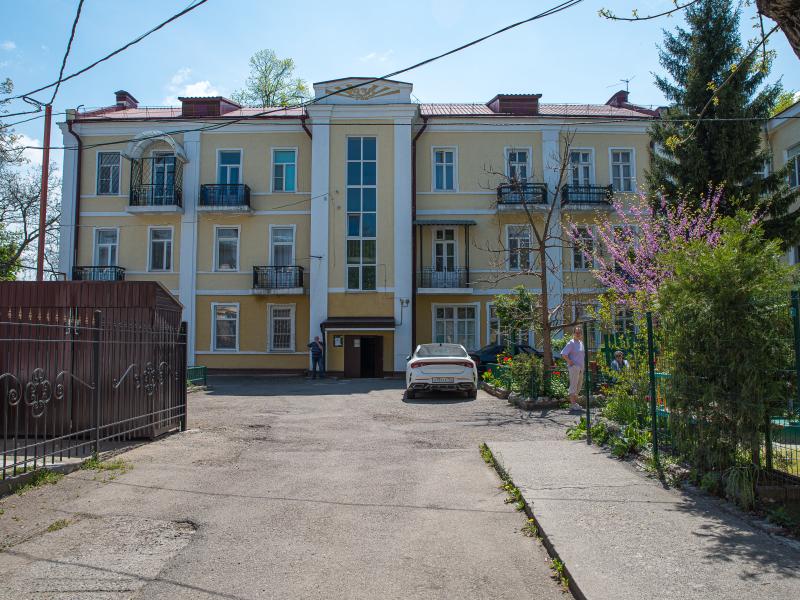Уютная квартира в старом фонде в центре г. Пятигорска — фото 2