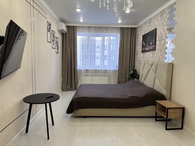 Апартаменты Like Home на проспекте Героев Отечества 4