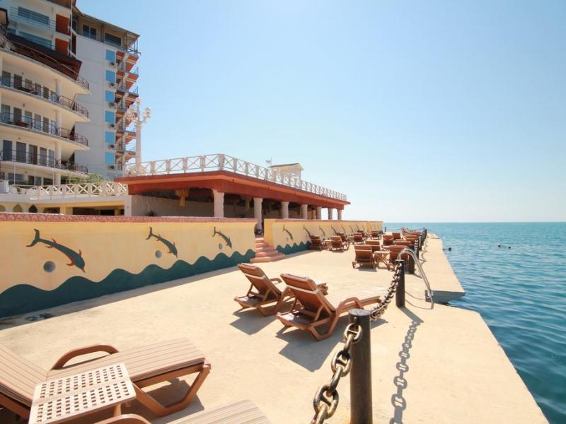 Yacht Club Yalta (Яхт-клуб Ялта) — фото 3