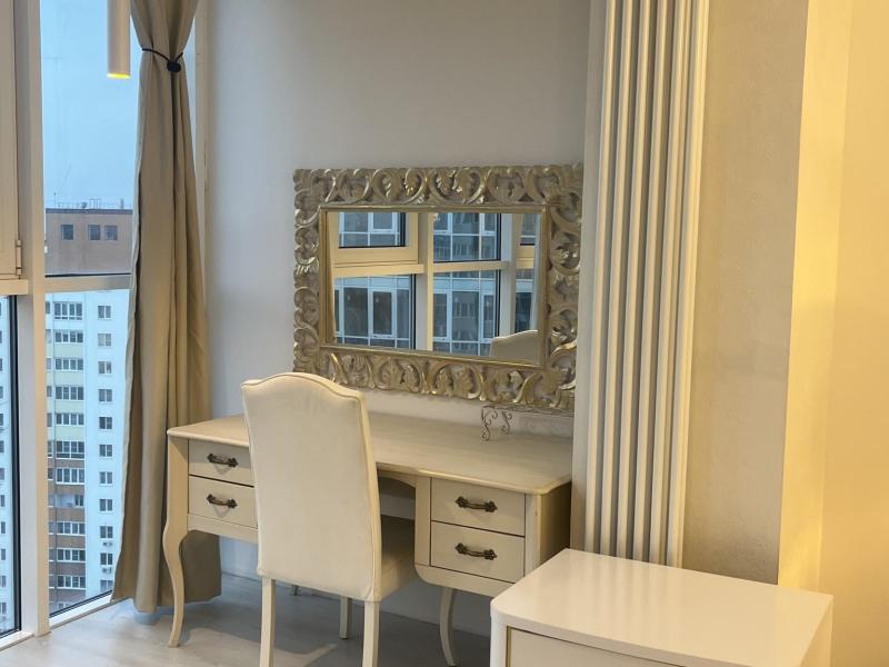 Апартаменты с панорамными окнами и видом на город — фото 2