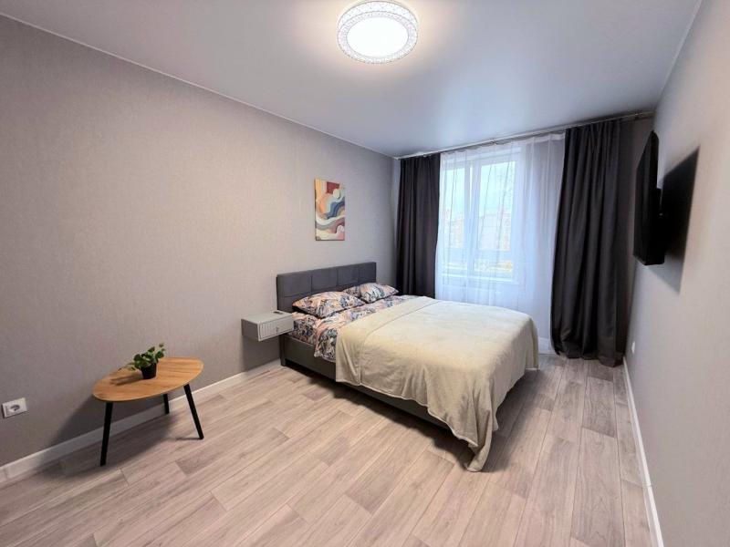 Логиновы.Apart на улице Космонавта Леонова 41к2