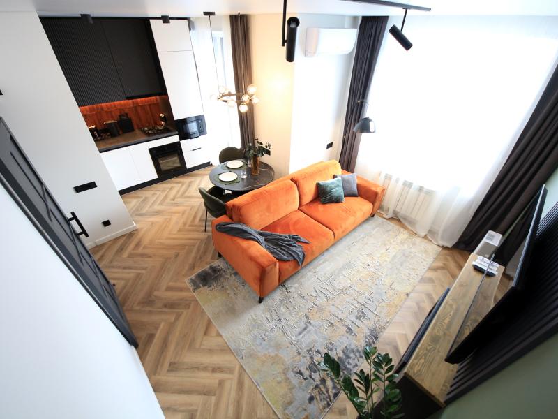 NiceAparts 1-к. - дизайнерский Open-space 46.2 м² на улице Варакина, 13 - до 4 чел — фото 2