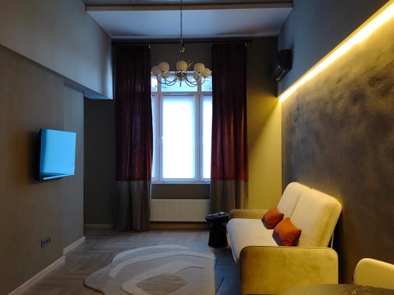 Квартирный Вопрос на Улице Интернациональная 61 — фото 2