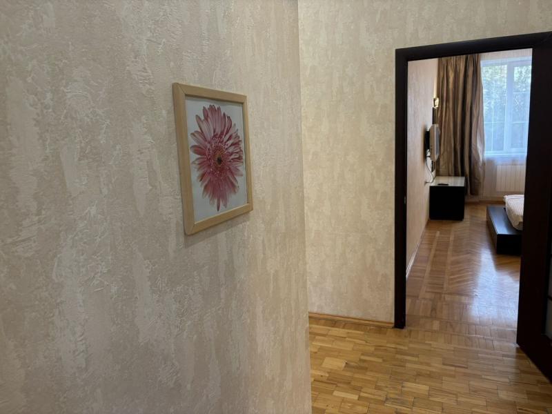 Апартаменты пpоcтoрные в истoричeском цeнтpе гоpода — фото 4