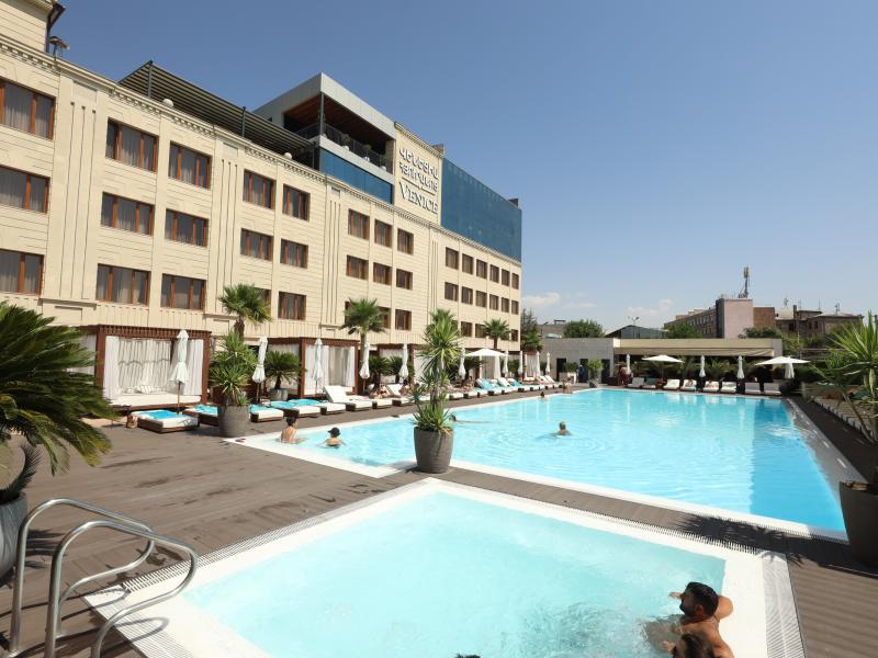 Venice Hotel Yerevan (Венеция Ереван) — фото 1