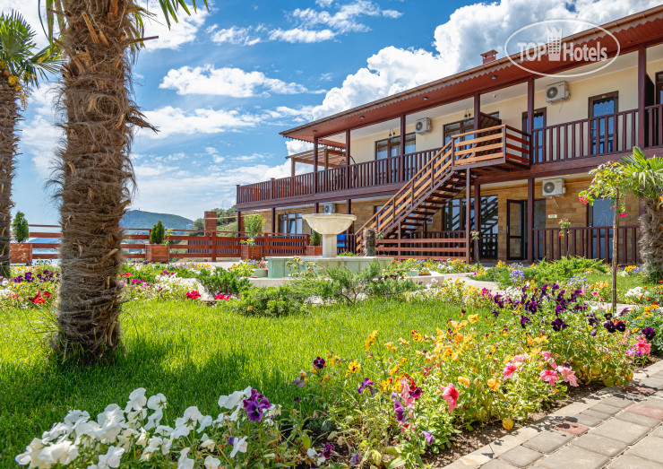 LES ART RESORT (ЛЕС АРТ РЕЗОРТ) — фото 1