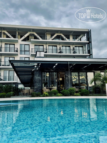 River Hotel — фото 1