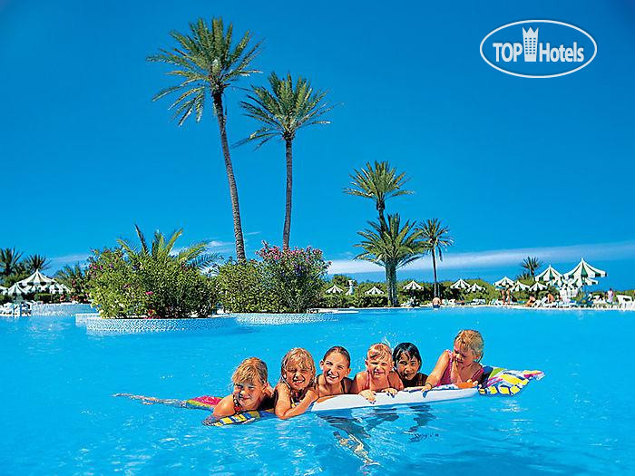 Zita Beach Resort (Эсуель) — фото 1