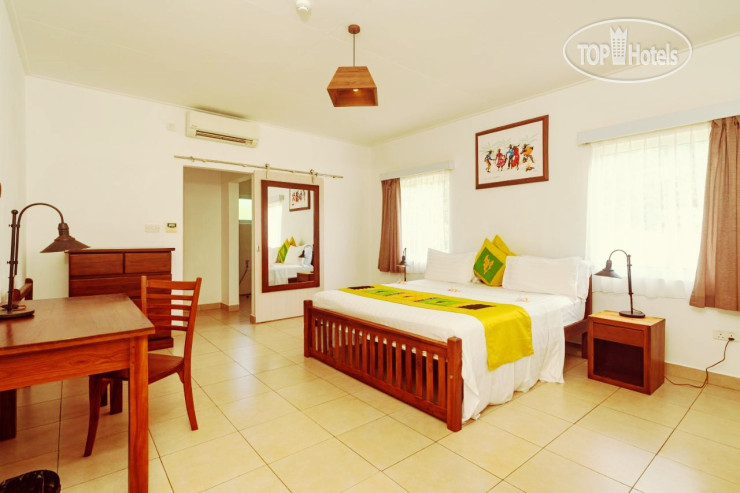 TROPICAL HIDEAWAY SELF CATERING