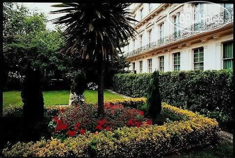 CHRYSOS HOTEL LONDON