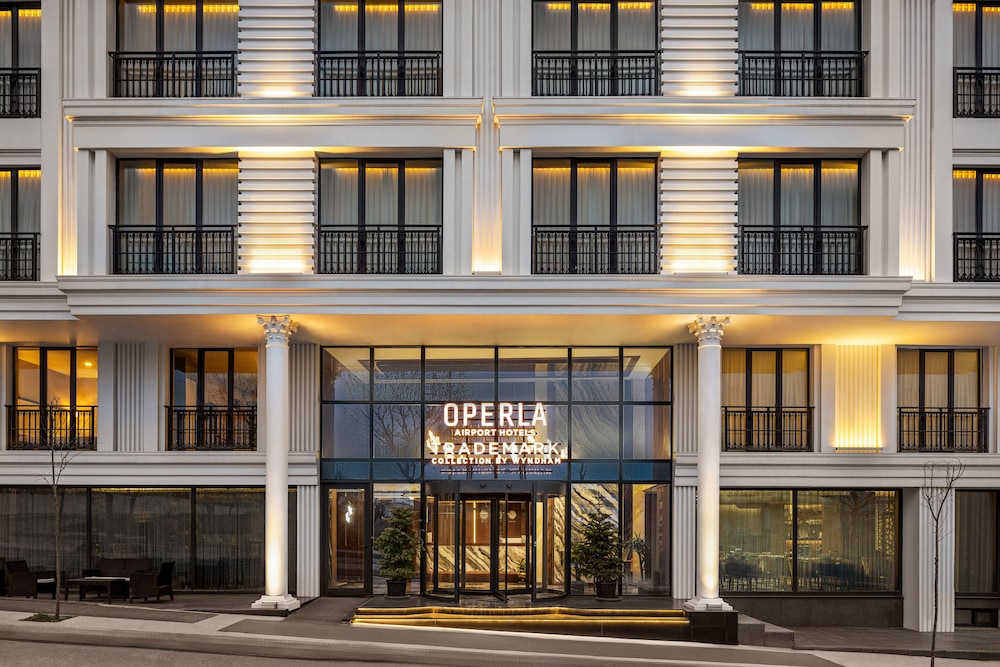 Operla Airport Hotels, Trademark Collection by Wyndham — фото 3