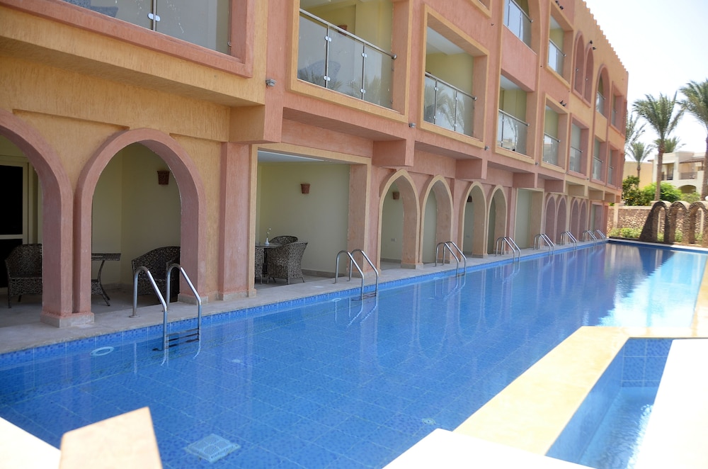 Edge Rotana Sea Beach — фото 3