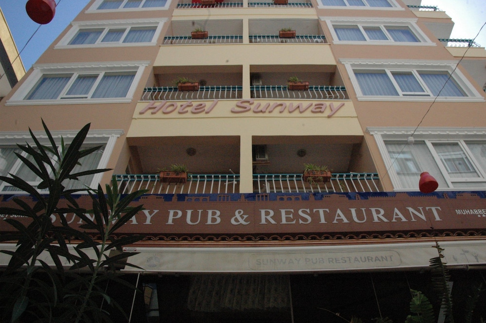 Sunway Hotel — фото 1