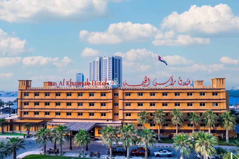 Ras Al Khaimah Hotel — фото 2