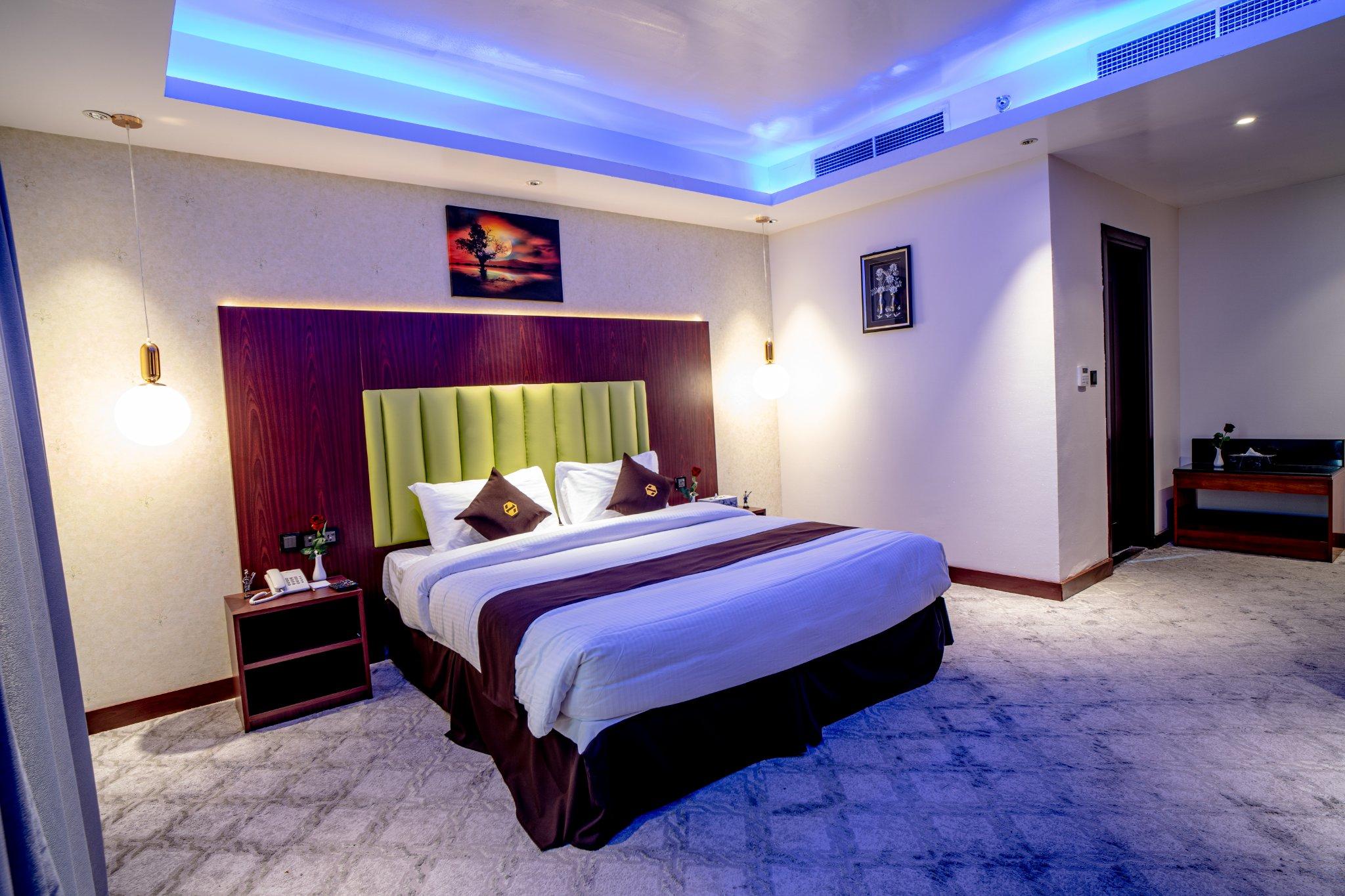 Raha Grand Hotel (ex Hive Hotel) — фото 1