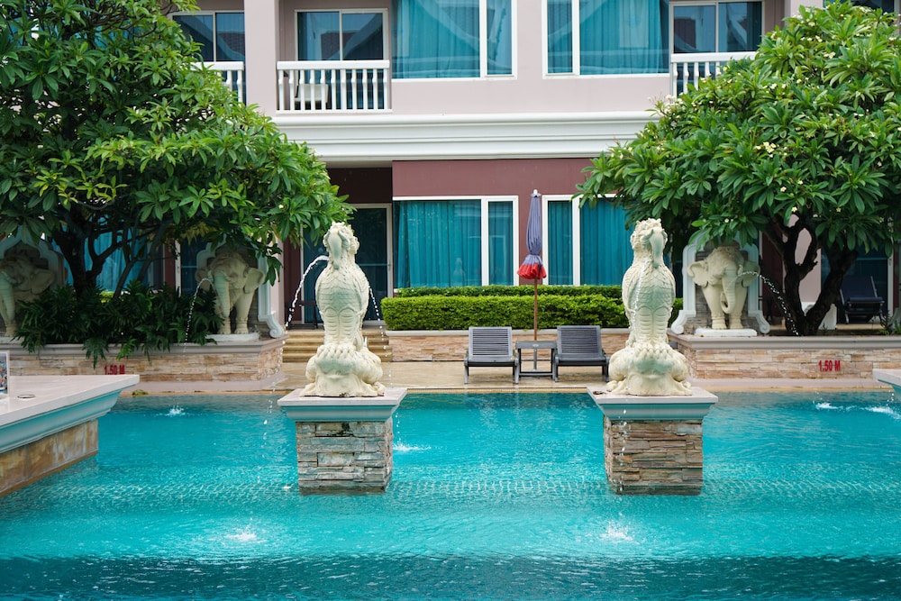 GRAND PACIFIC SOVEREIGN RESORT & SPA — фото 3