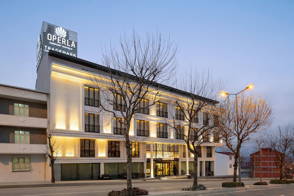 Operla Airport Hotels, Trademark Collection by Wyndham — фото 4