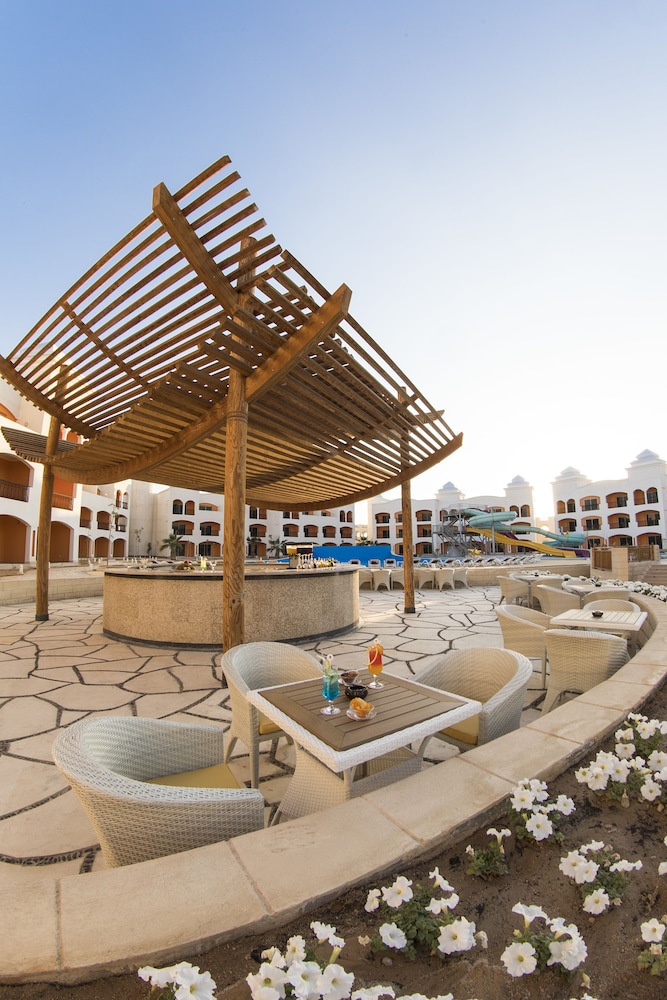 Naama Waves Hotel