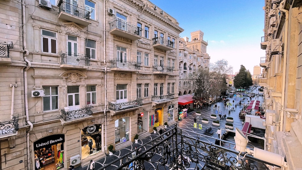 Отель 9