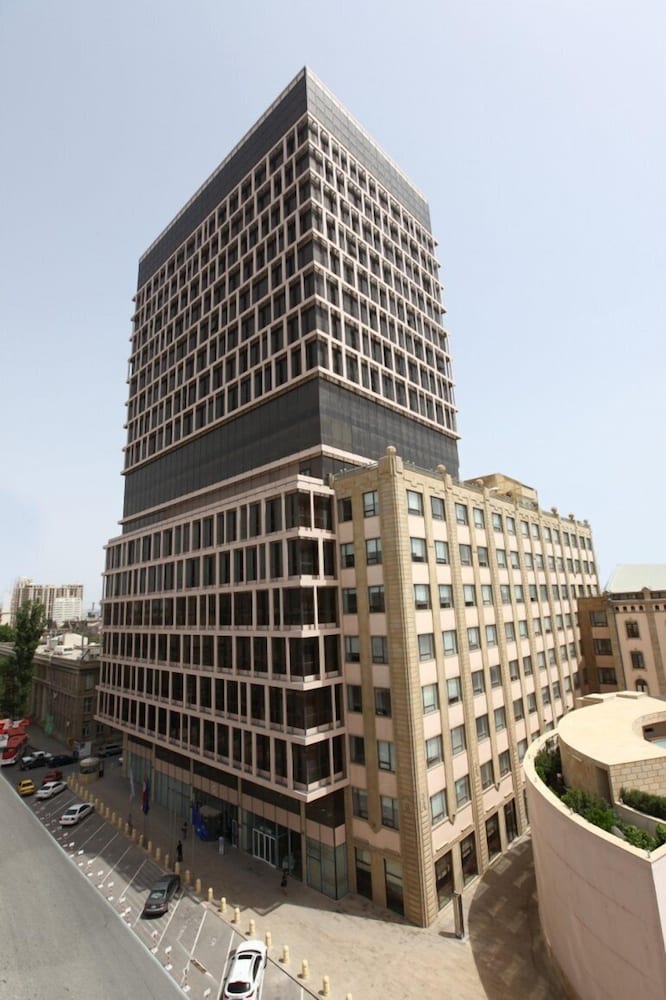 Landmark Baku Hotel — фото 1