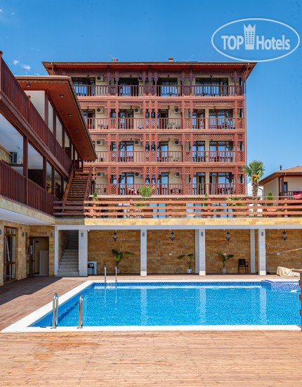 LES ART RESORT (ЛЕС АРТ РЕЗОРТ) — фото 2